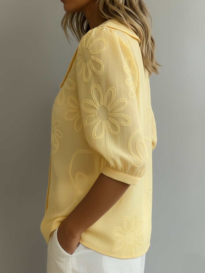 Aurielle — Lightweight Floral Blouse with Natural Elegance
