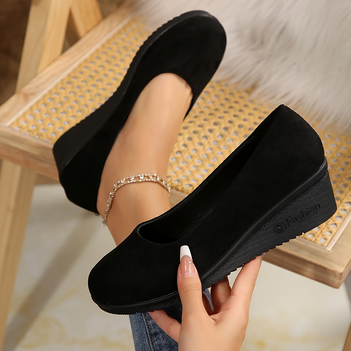 Orthéa™ – Comfort Wedge Shoes for Effective Plantar Pain Relief