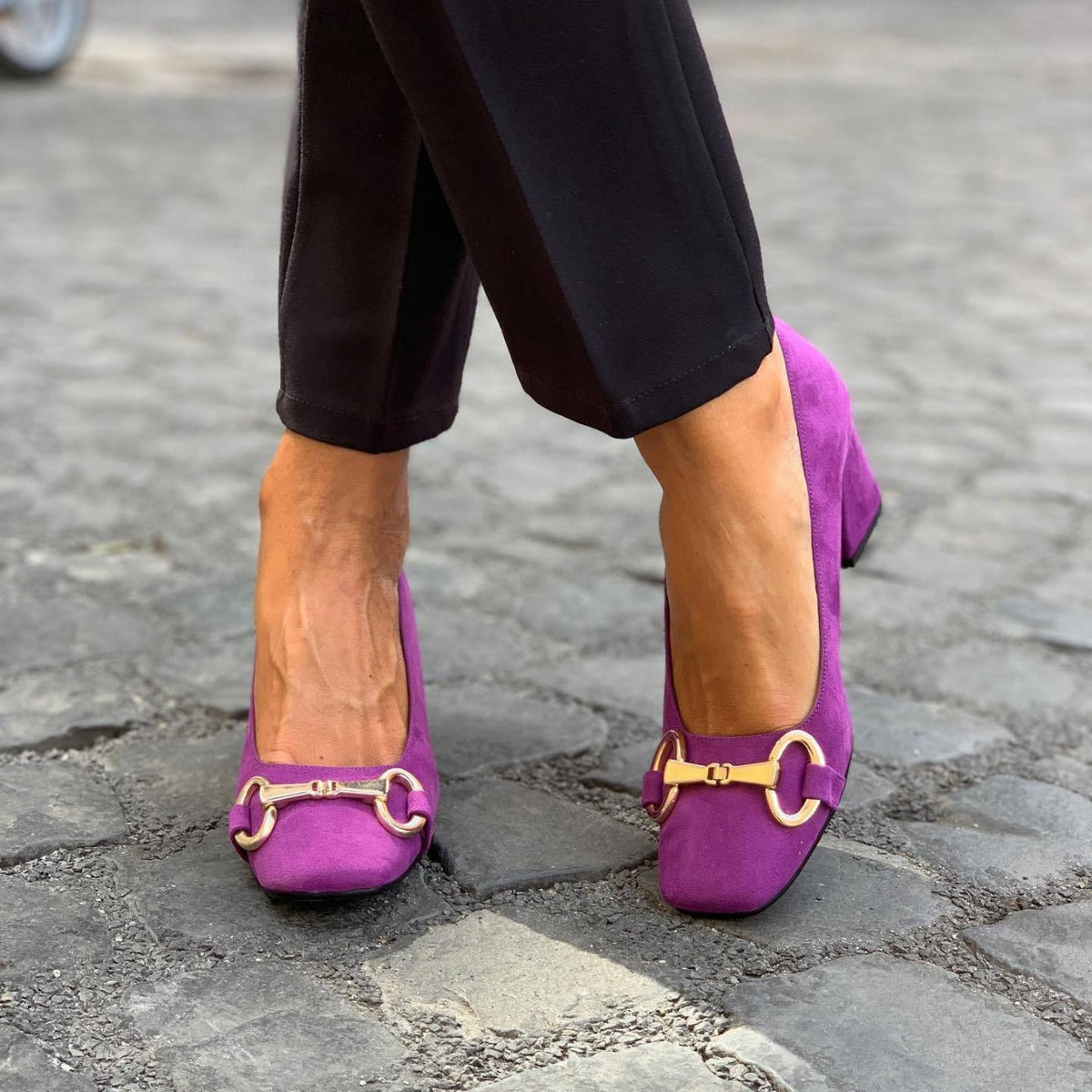 Charlotte | Stylish Pumps Featuring Gold Accents