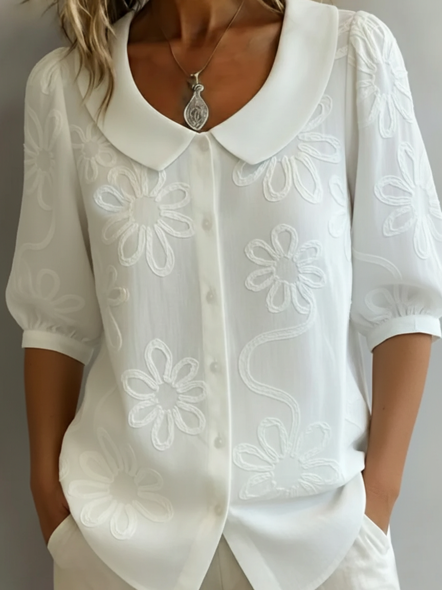 Aurielle — Lightweight Floral Blouse with Natural Elegance